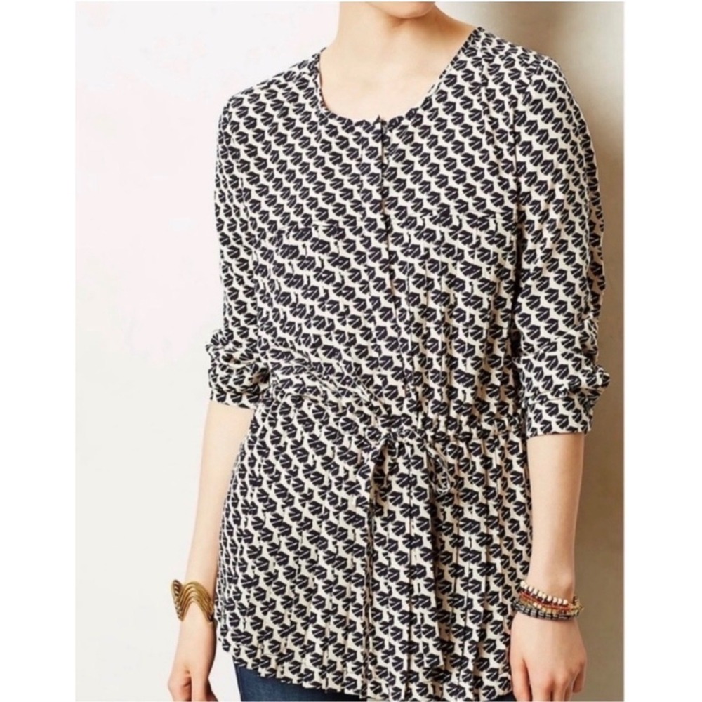 Maeve Anthropologie Black Cream Geometric Print Tunic Top Medium Drawstring Boho - Picture 8 of 9